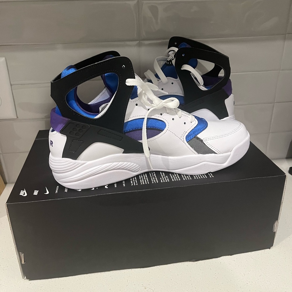New Nike Air Flight Huarache OG White Varsity Purple 2023 - FD0183 101